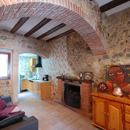 Lets Holidays Romantic Apartment Tossa de Mar
