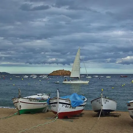 Lets Holidays Romantic 아파트